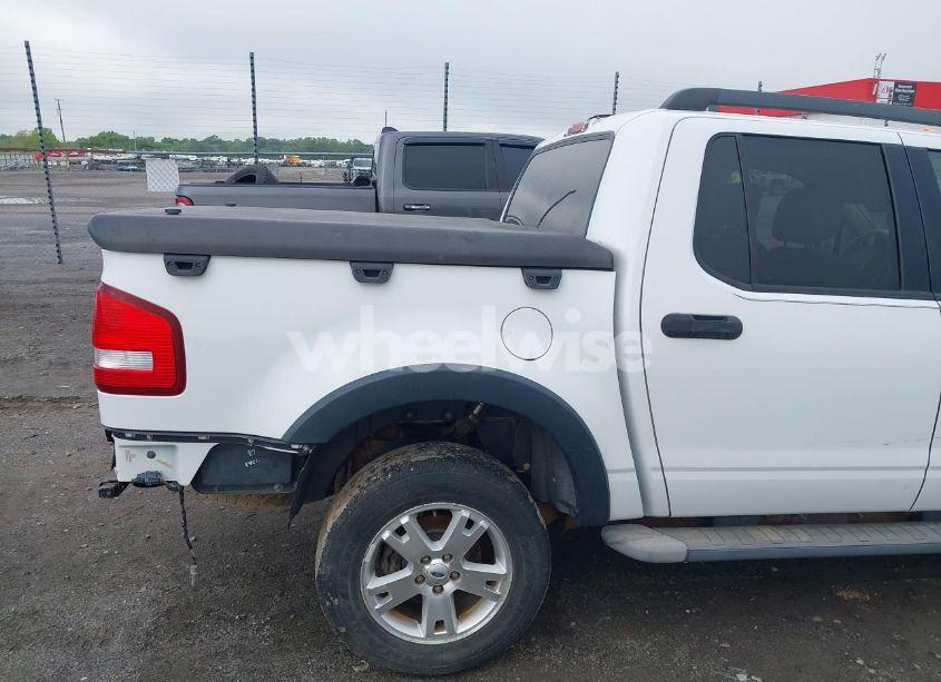 Photo 14 of 2007 Ford Explorer SPORT TRAC XLT (VIN 1FMEU31K17UA30215)