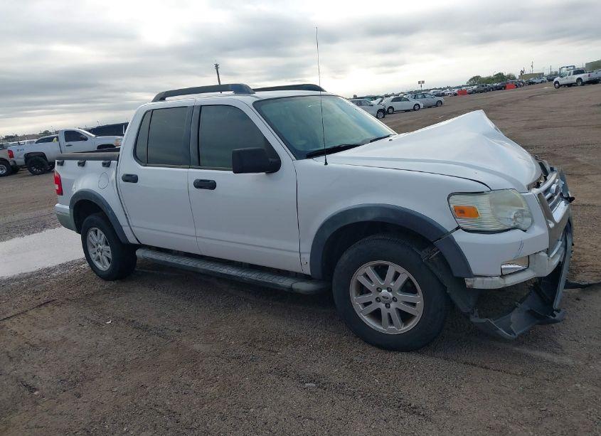 2007 Ford Explorer SPORT TRAC XLT (VIN 1FMEU31K27UB63176) main photo