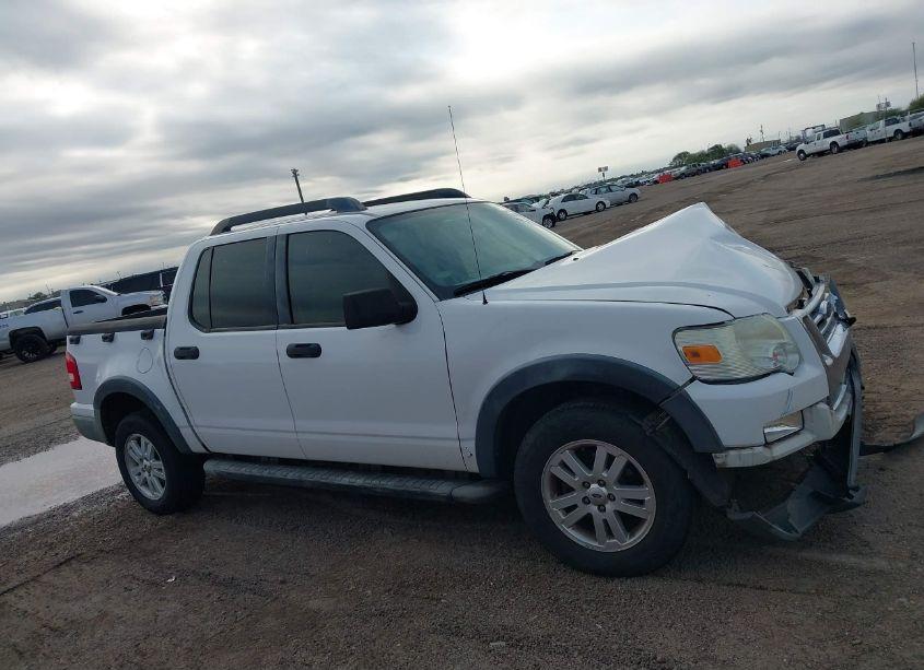 Photo 13 of 2007 Ford Explorer SPORT TRAC XLT (VIN 1FMEU31K27UB63176)