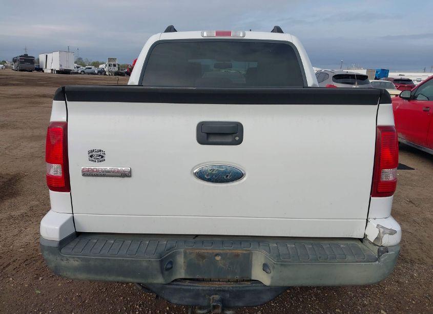 Photo 16 of 2007 Ford Explorer SPORT TRAC XLT (VIN 1FMEU31K27UB63176)