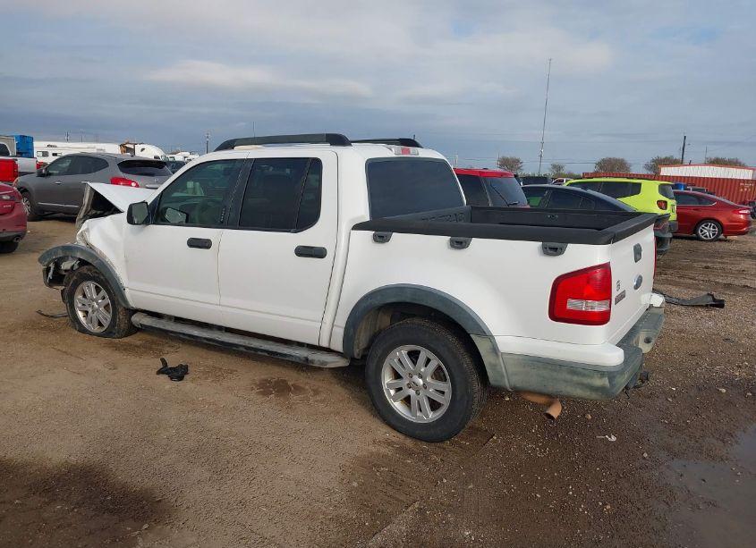 Photo 3 of 2007 Ford Explorer SPORT TRAC XLT (VIN 1FMEU31K27UB63176)