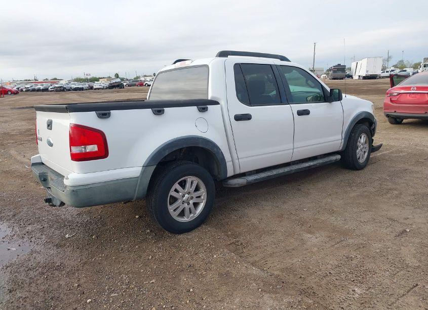 Photo 4 of 2007 Ford Explorer SPORT TRAC XLT (VIN 1FMEU31K27UB63176)