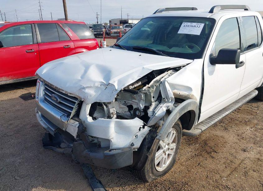 Photo 6 of 2007 Ford Explorer SPORT TRAC XLT (VIN 1FMEU31K27UB63176)