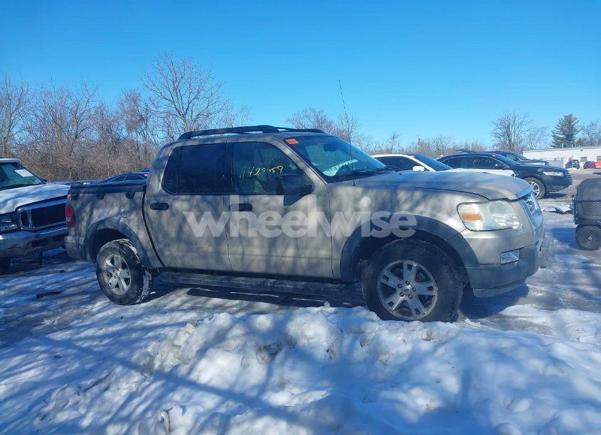 Photo 14 of 2007 Ford Explorer SPORT TRAC XLT (VIN 1FMEU31K37UA26523)