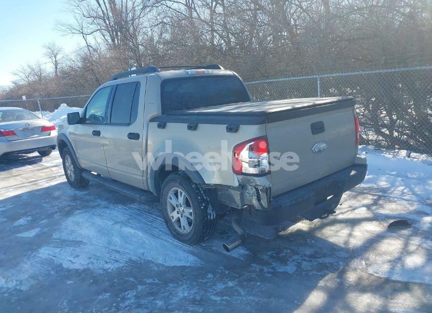 Photo 3 of 2007 Ford Explorer SPORT TRAC XLT (VIN 1FMEU31K37UA26523)