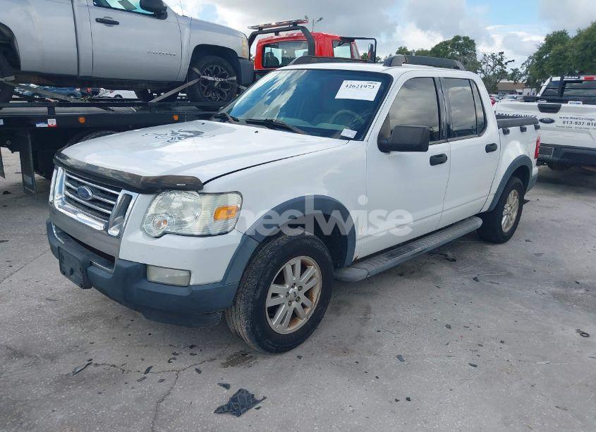 Photo 2 of 2007 Ford Explorer SPORT TRAC XLT (VIN 1FMEU31K37UB15251)