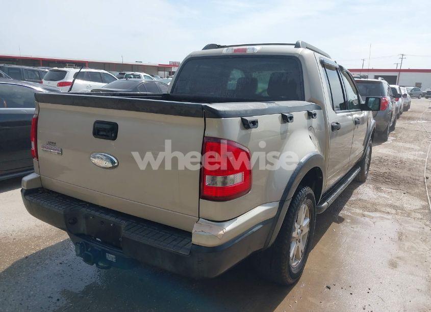 Photo 4 of 2007 Ford Explorer SPORT TRAC XLT (VIN 1FMEU31K47UA23842)