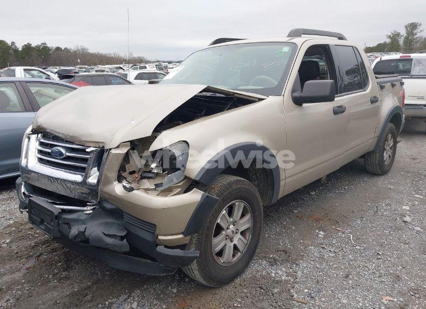 Photo 2 of 2007 Ford Explorer SPORT TRAC XLT (VIN 1FMEU31K47UA38647)