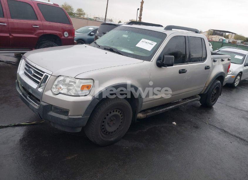 Photo 2 of 2007 Ford Explorer SPORT TRAC XLT (VIN 1FMEU31K67UB83561)