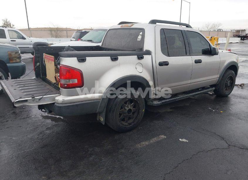 Photo 4 of 2007 Ford Explorer SPORT TRAC XLT (VIN 1FMEU31K67UB83561)