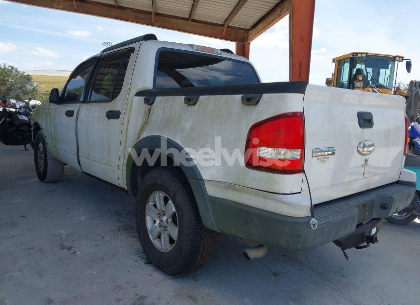 Photo 3 of 2007 Ford Explorer SPORT TRAC XLT (VIN 1FMEU31K87UA14190)