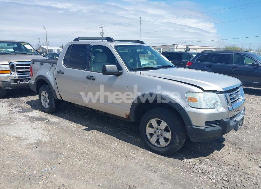 2007 Ford Explorer SPORT TRAC XLT (VIN 1FMEU31K87UA24962) main photo