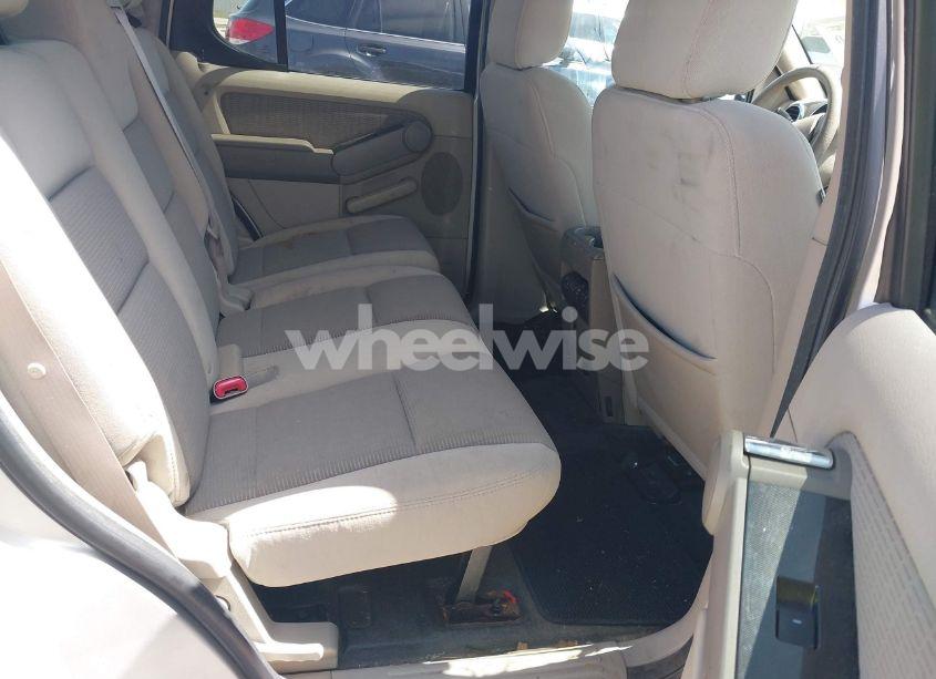 Photo 8 of 2007 Ford Explorer SPORT TRAC XLT (VIN 1FMEU31K87UA24962)