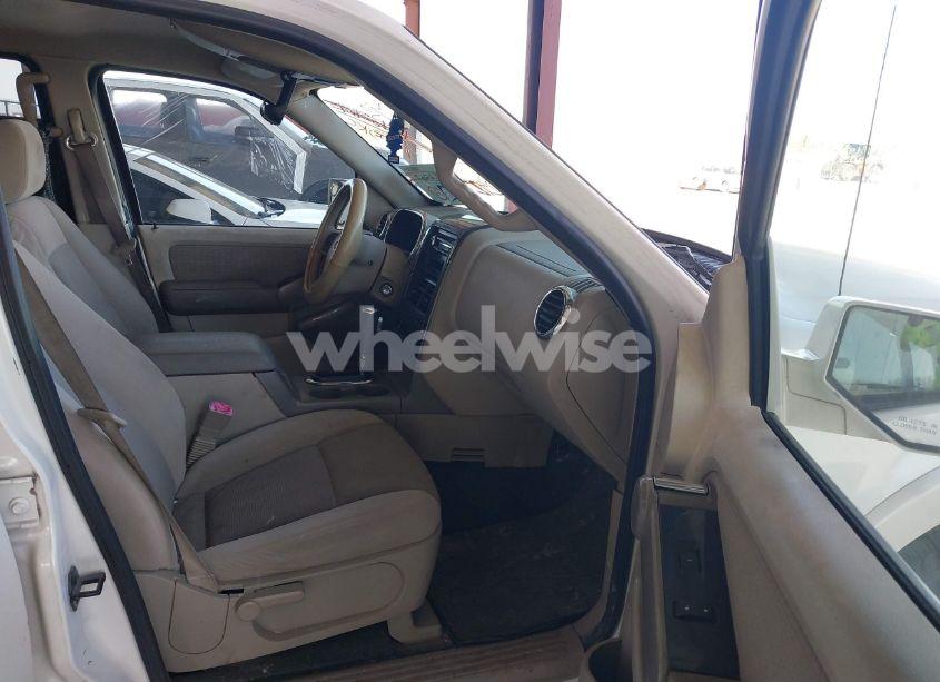 Photo 5 of 2007 Ford Explorer SPORT TRAC XLT (VIN 1FMEU31K87UA25853)