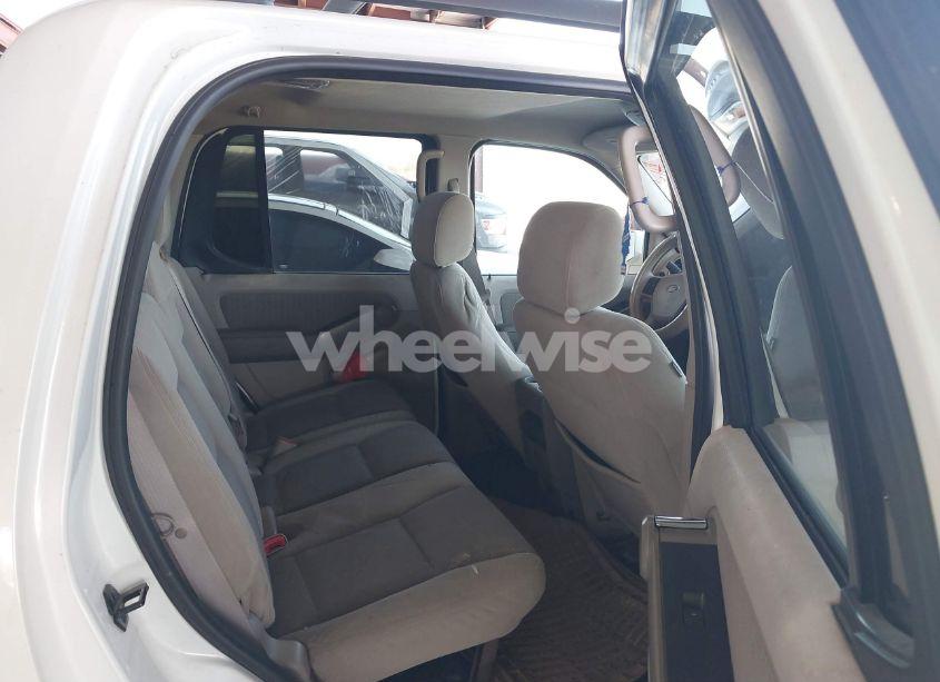 Photo 8 of 2007 Ford Explorer SPORT TRAC XLT (VIN 1FMEU31K87UA25853)