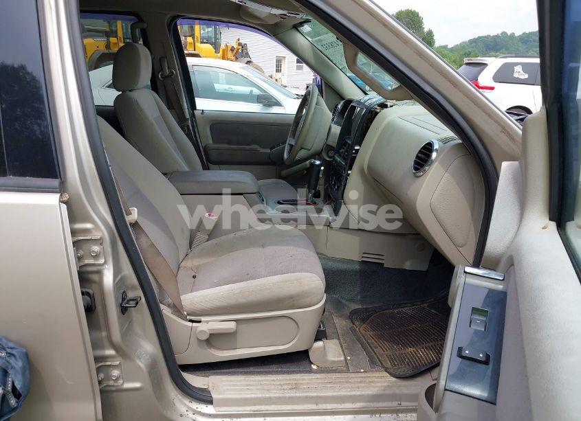 Photo 5 of 2007 Ford Explorer SPORT TRAC XLT (VIN 1FMEU31K87UB01491)