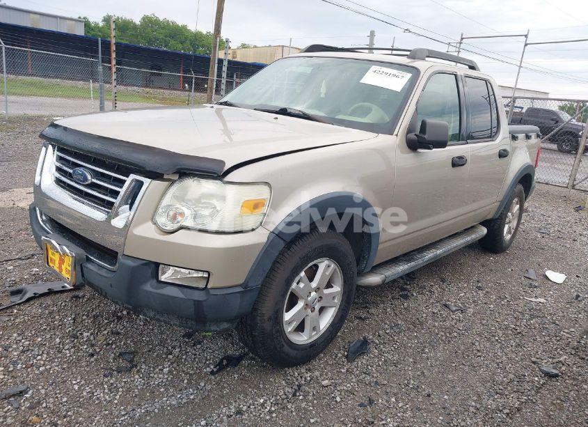 Photo 2 of 2007 Ford Explorer SPORT TRAC XLT (VIN 1FMEU31K97UA03599)