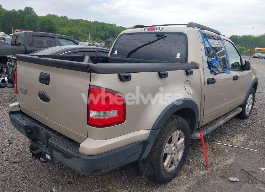 Photo 4 of 2007 Ford Explorer SPORT TRAC XLT (VIN 1FMEU31K97UA03599)