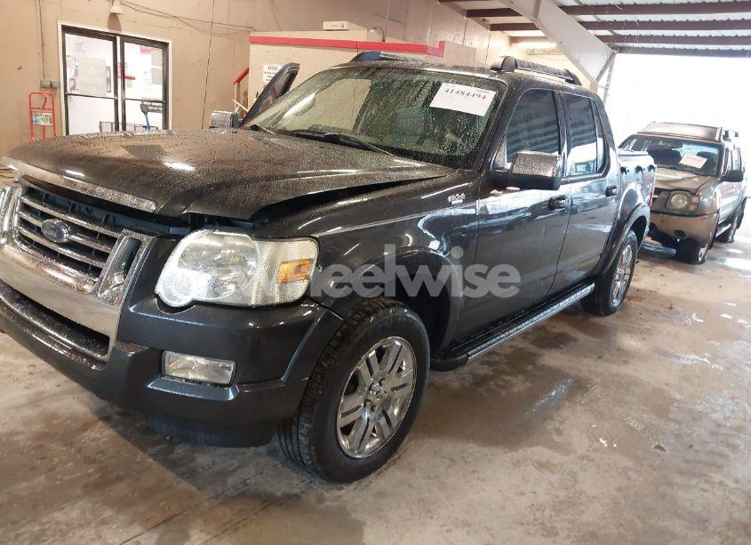 Photo 2 of 2007 Ford Explorer SPORT TRAC LIMITED (VIN 1FMEU33K87UA64603)