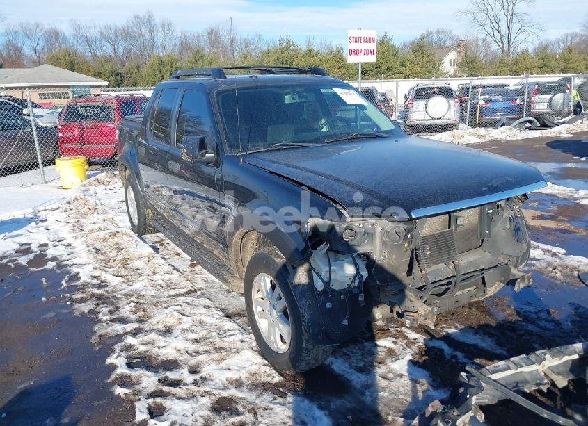 2010 Ford Explorer SPORT TRAC XLT (VIN 1FMEU3BE0AUF01626) main photo