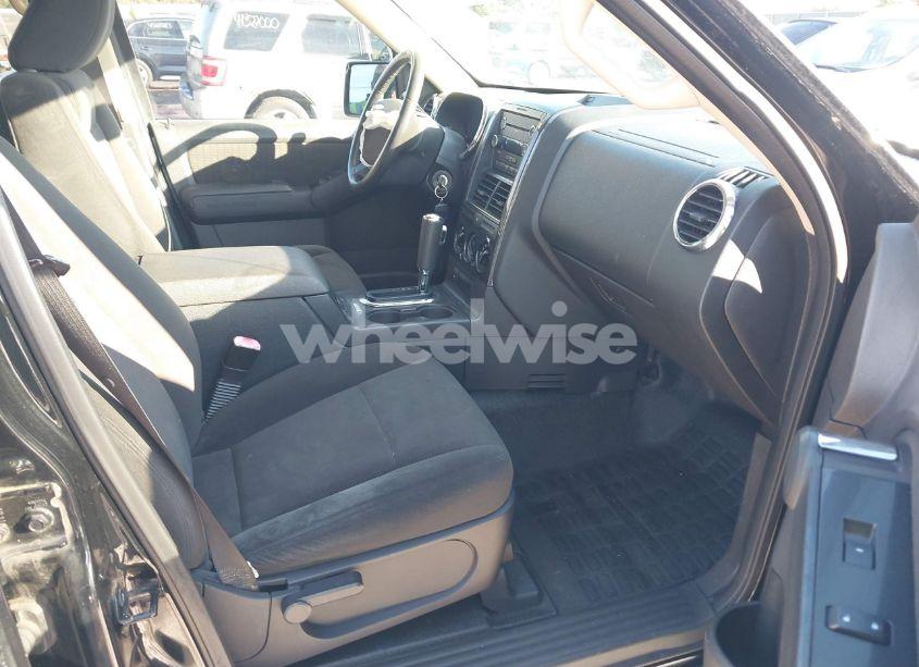 Photo 5 of 2010 Ford Explorer SPORT TRAC XLT (VIN 1FMEU3BE0AUF01626)