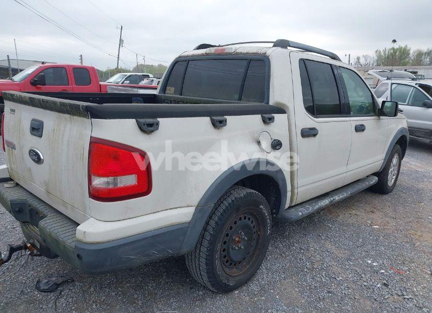 Photo 4 of 2010 Ford Explorer SPORT TRAC XLT (VIN 1FMEU3BE3AUA02528)