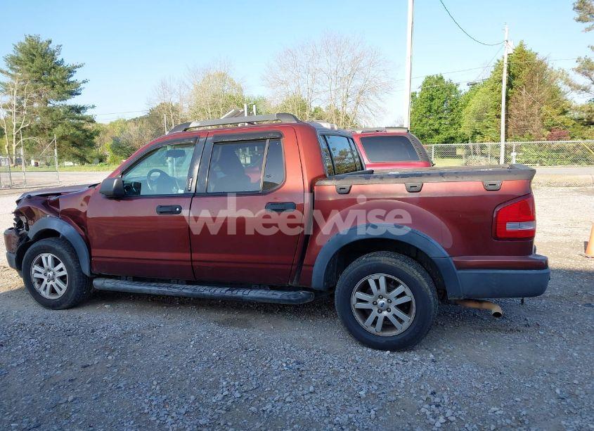 Photo 14 of 2010 Ford Explorer SPORT TRAC XLT (VIN 1FMEU3BE3AUA41619)