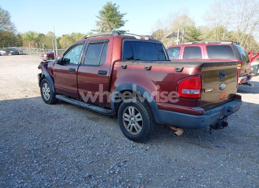 Photo 3 of 2010 Ford Explorer SPORT TRAC XLT (VIN 1FMEU3BE3AUA41619)