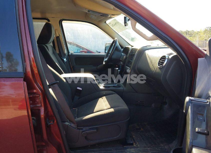 Photo 5 of 2010 Ford Explorer SPORT TRAC XLT (VIN 1FMEU3BE3AUA41619)