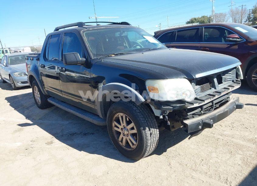 2010 Ford Explorer SPORT TRAC XLT (VIN 1FMEU3BE4AUF07381) main photo