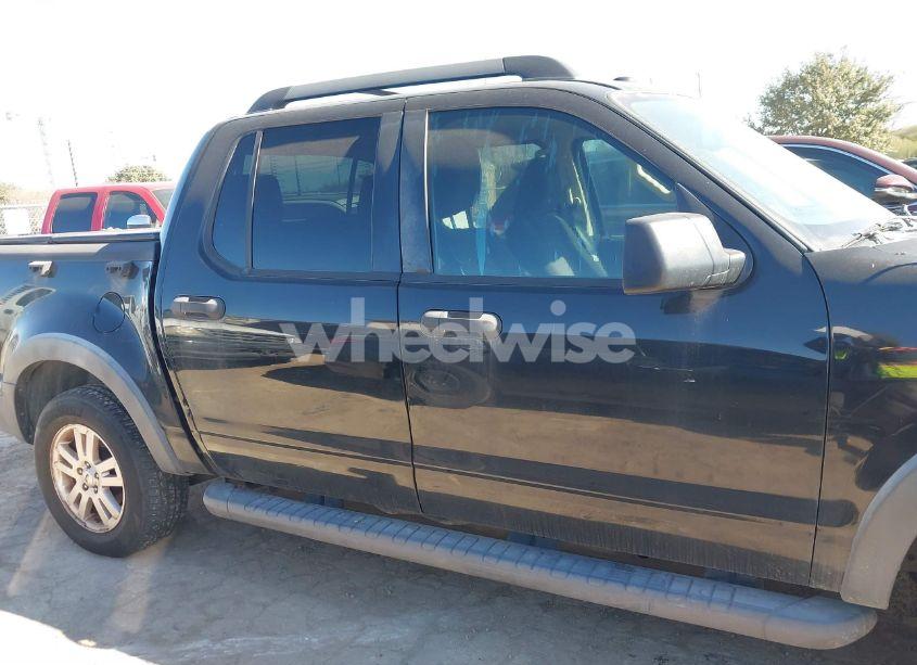 Photo 14 of 2010 Ford Explorer SPORT TRAC XLT (VIN 1FMEU3BE4AUF07381)