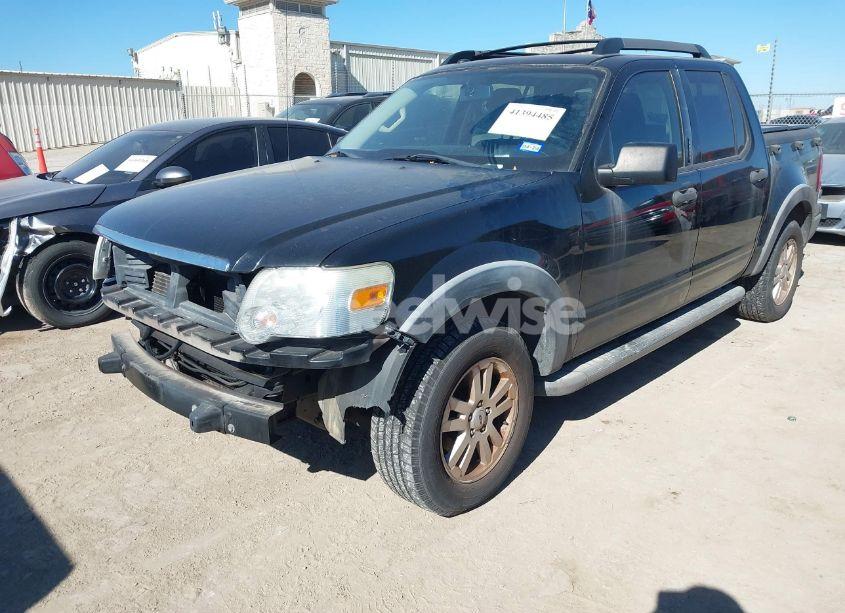 Photo 2 of 2010 Ford Explorer SPORT TRAC XLT (VIN 1FMEU3BE4AUF07381)