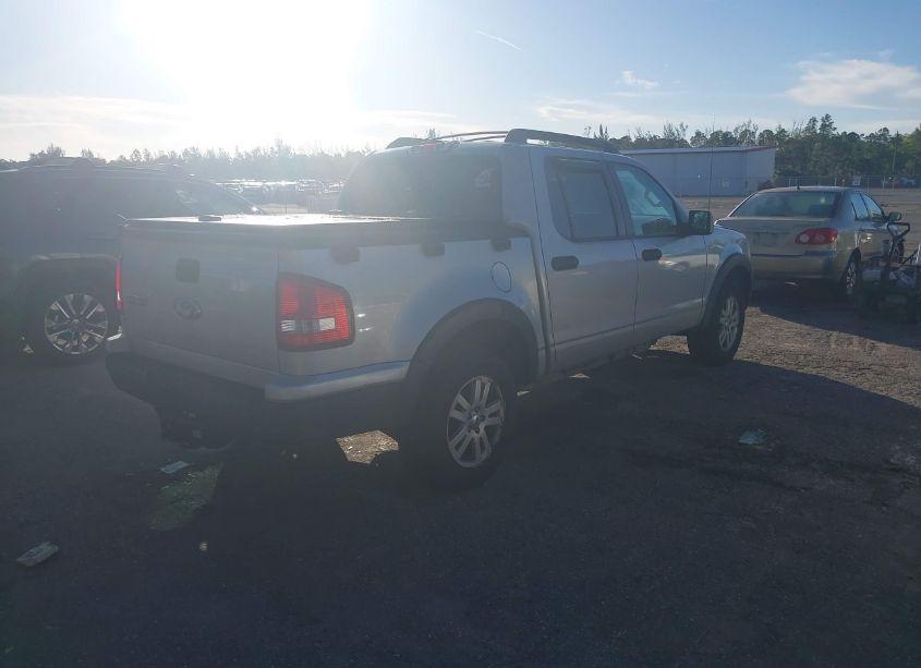 Photo 4 of 2010 Ford Explorer SPORT TRAC XLT (VIN 1FMEU3BE5AUA00179)