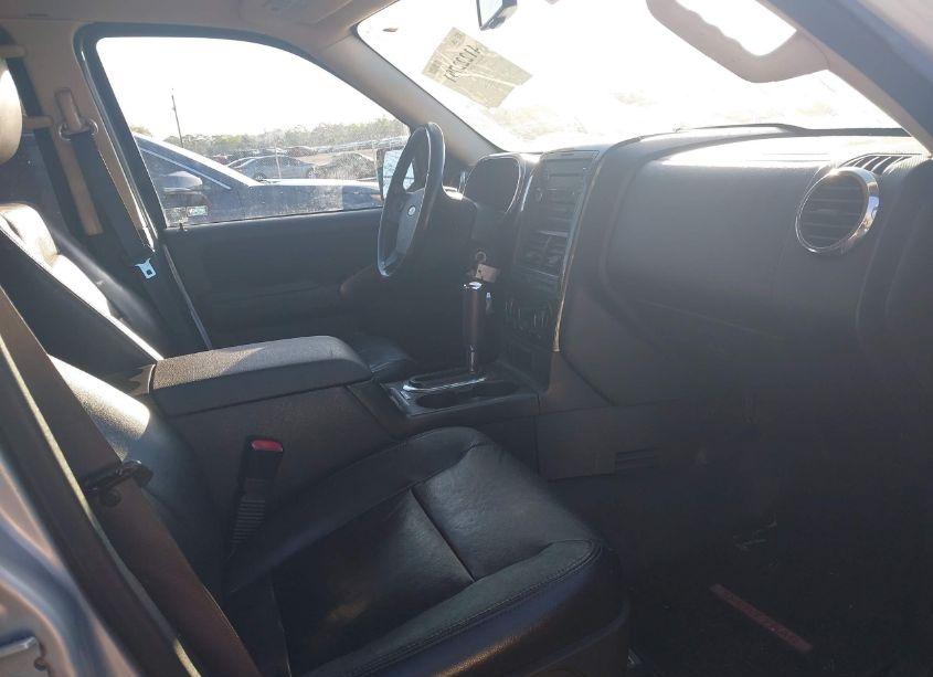 Photo 5 of 2010 Ford Explorer SPORT TRAC XLT (VIN 1FMEU3BE5AUA00179)