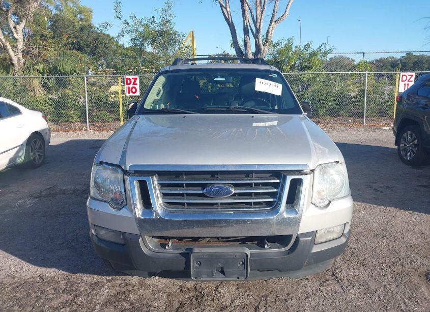 Photo 6 of 2010 Ford Explorer SPORT TRAC XLT (VIN 1FMEU3BE5AUA00179)