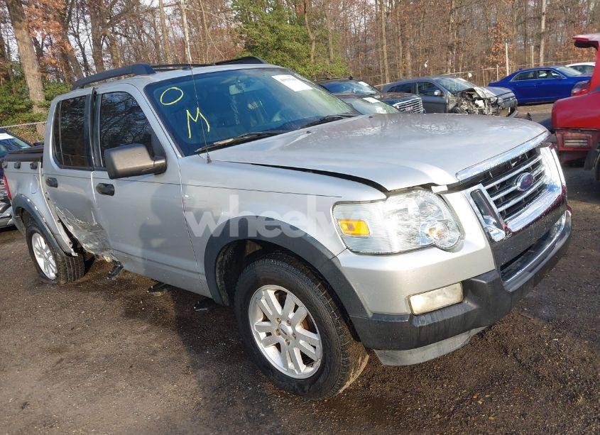 2010 Ford Explorer SPORT TRAC XLT (VIN 1FMEU3BE6AUA16374) main photo