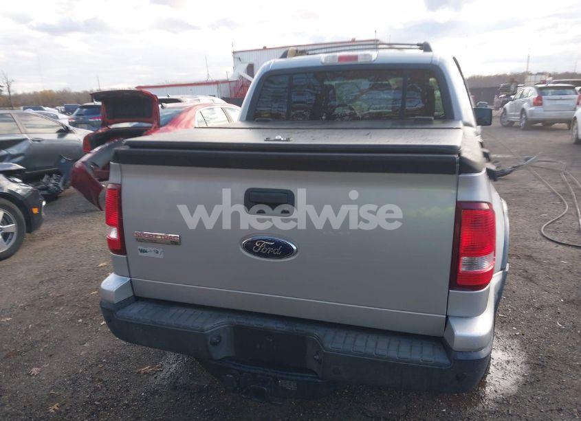 Photo 16 of 2010 Ford Explorer SPORT TRAC XLT (VIN 1FMEU3BE6AUA16374)