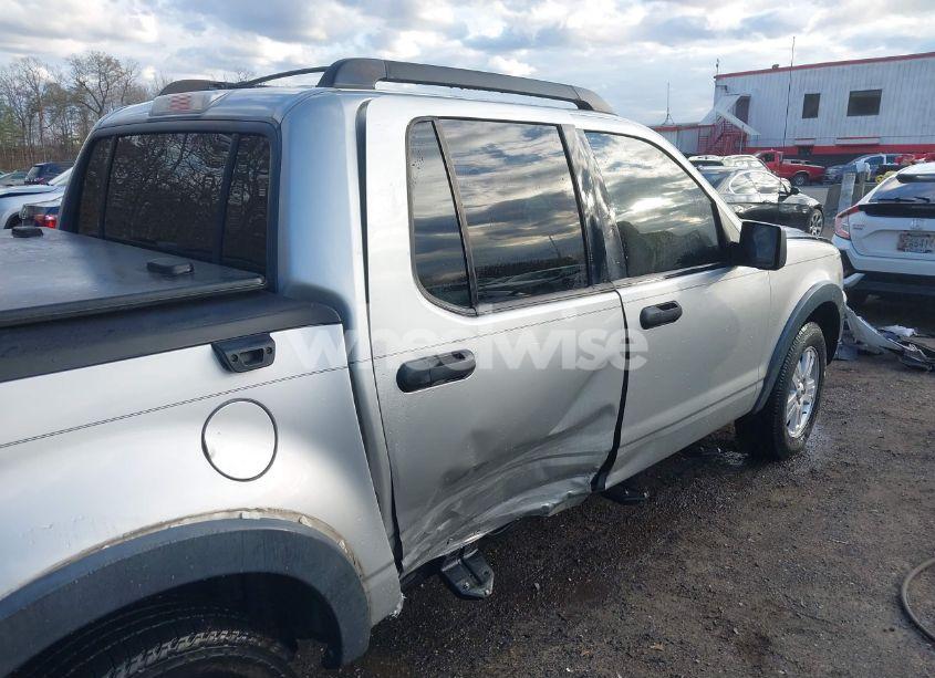 Photo 6 of 2010 Ford Explorer SPORT TRAC XLT (VIN 1FMEU3BE6AUA16374)