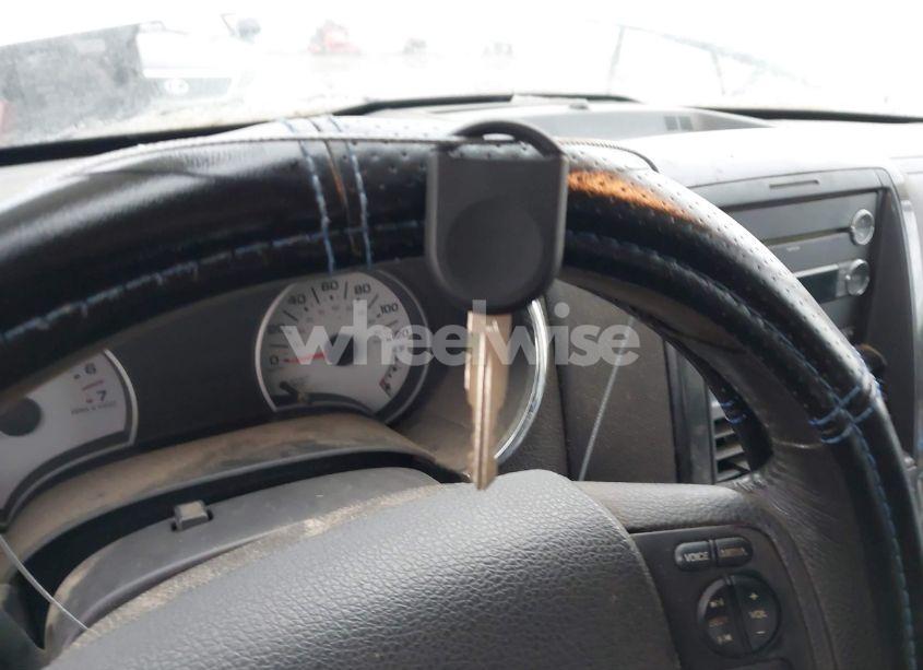 Photo 11 of 2010 Ford Explorer SPORT TRAC XLT (VIN 1FMEU3BE9AUA02257)