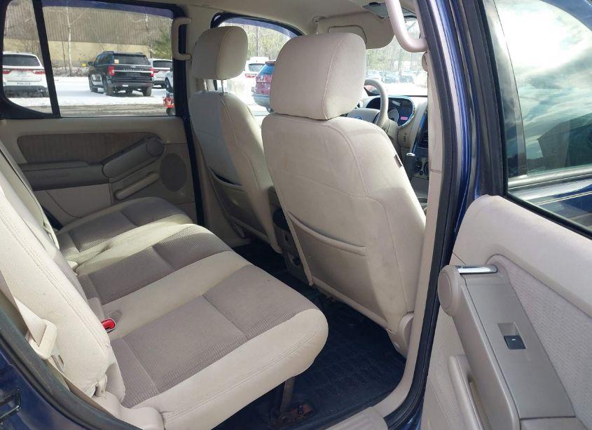 Photo 8 of 2007 Ford Explorer SPORT TRAC XLT (VIN 1FMEU518X7UB33990)
