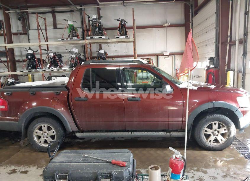 Photo 13 of 2009 Ford Explorer SPORT TRAC XLT (VIN 1FMEU51E69UA40991)