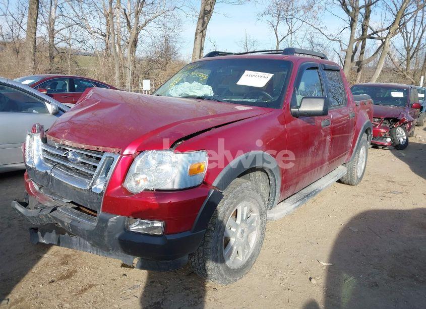 Photo 2 of 2008 Ford Explorer SPORT TRAC XLT (VIN 1FMEU51EX8UA17776)