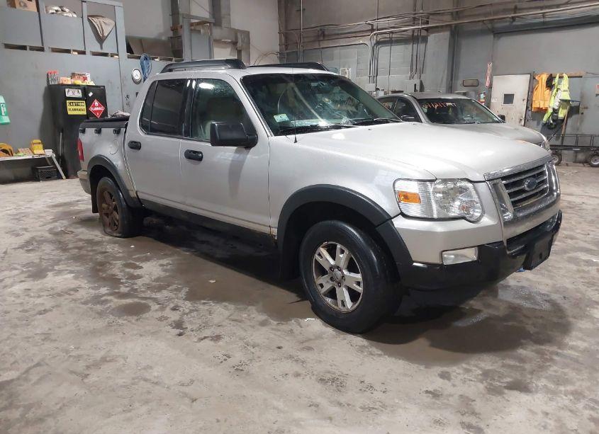 2007 Ford Explorer SPORT TRAC XLT (VIN 1FMEU51K57UA01084) main photo