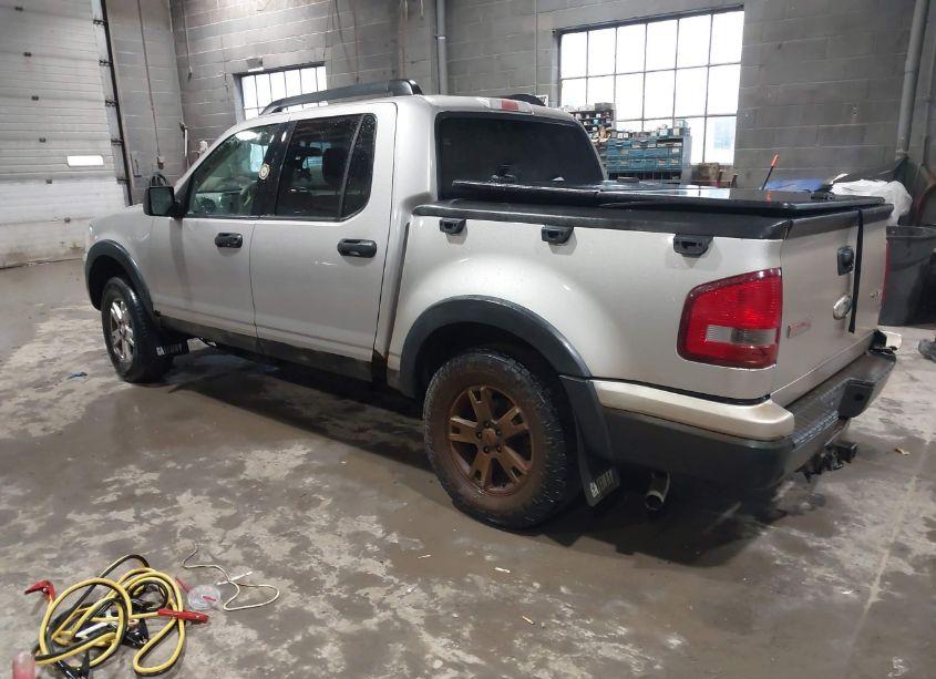 Photo 3 of 2007 Ford Explorer SPORT TRAC XLT (VIN 1FMEU51K57UA01084)