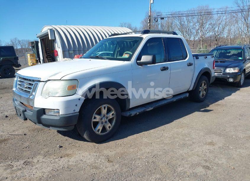 Photo 2 of 2007 Ford Explorer SPORT TRAC XLT (VIN 1FMEU51K67UA23174)