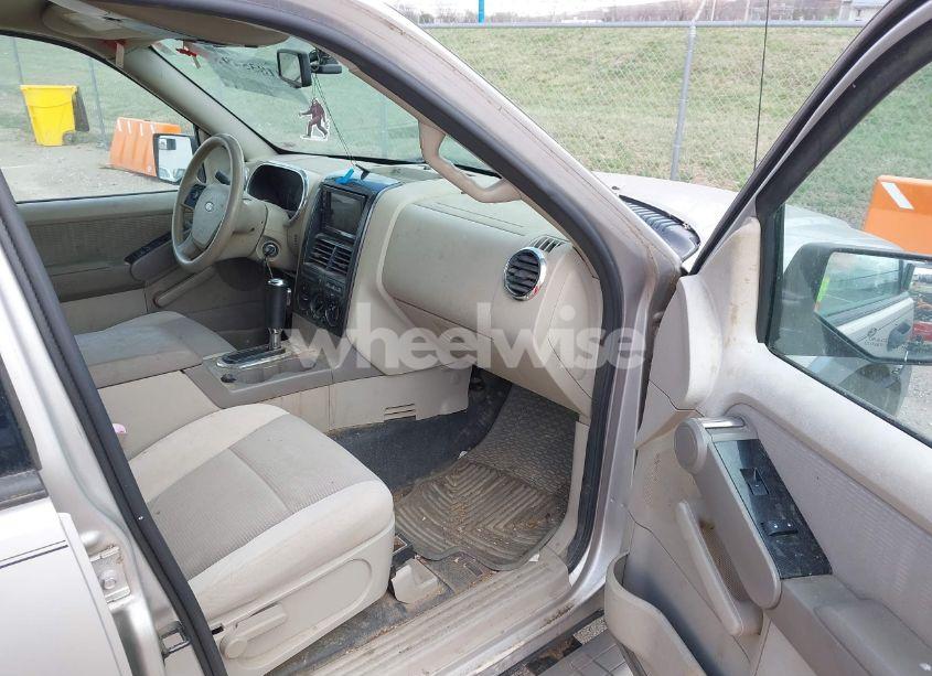 Photo 5 of 2007 Ford Explorer SPORT TRAC XLT (VIN 1FMEU51K97UA03405)