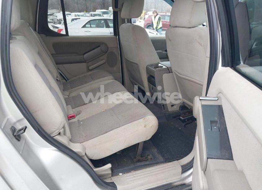 Photo 8 of 2007 Ford Explorer SPORT TRAC XLT (VIN 1FMEU51K97UB31384)