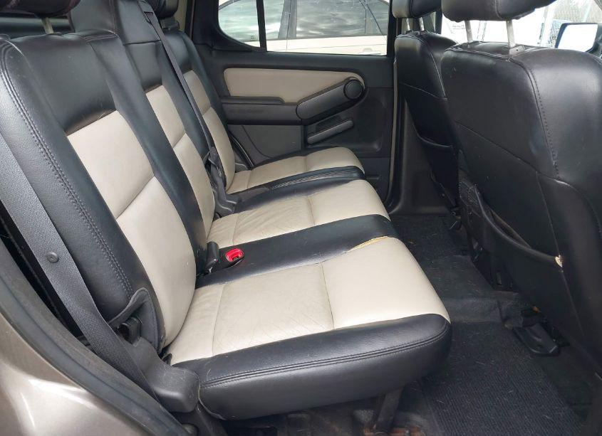 Photo 8 of 2007 Ford Explorer SPORT TRAC LIMITED (VIN 1FMEU53807UA25441)
