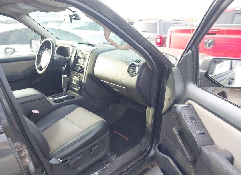 Photo 5 of 2007 Ford Explorer SPORT TRAC LIMITED (VIN 1FMEU53867UB75960)