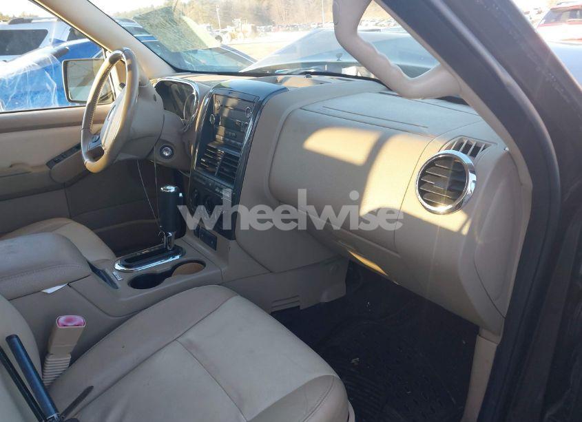 Photo 5 of 2008 Ford Explorer SPORT TRAC LIMITED (VIN 1FMEU53E08UA28010)